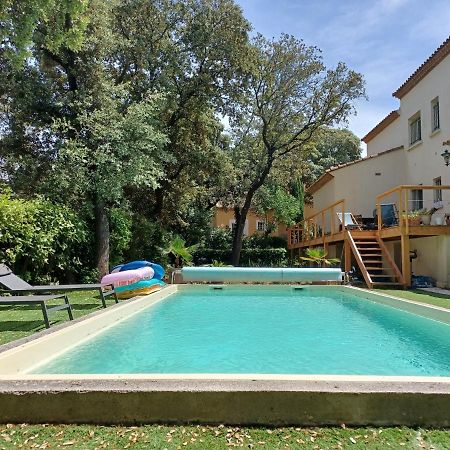 Magnifique Demeure Familiale Villa Castries Exterior photo